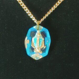 Vintage Miraculous Mary Blue Faceted Pendant With Gold-Tone Chain Necklace 19in